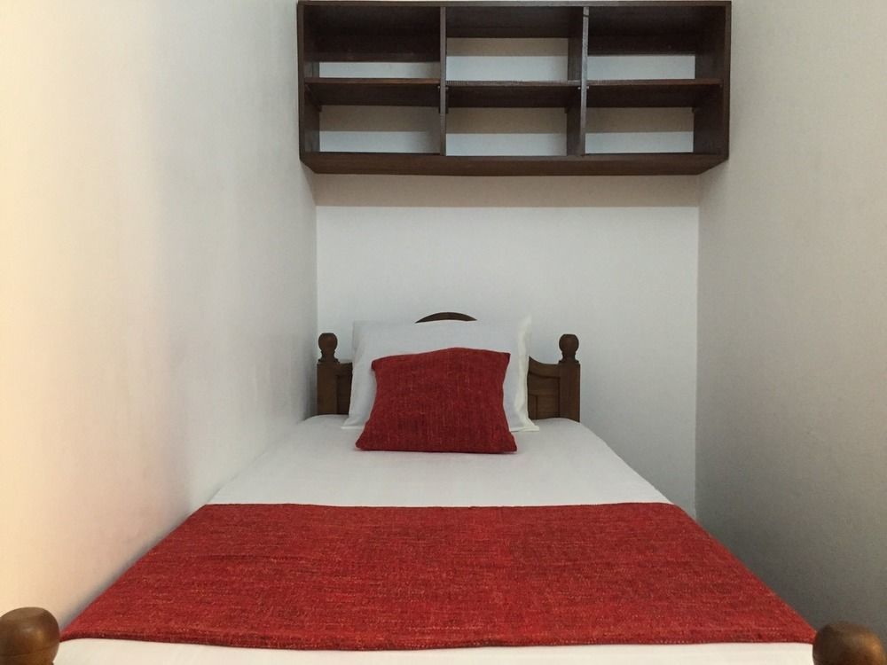 Yaarl Holiday Inn Jaffna Kültér fotó